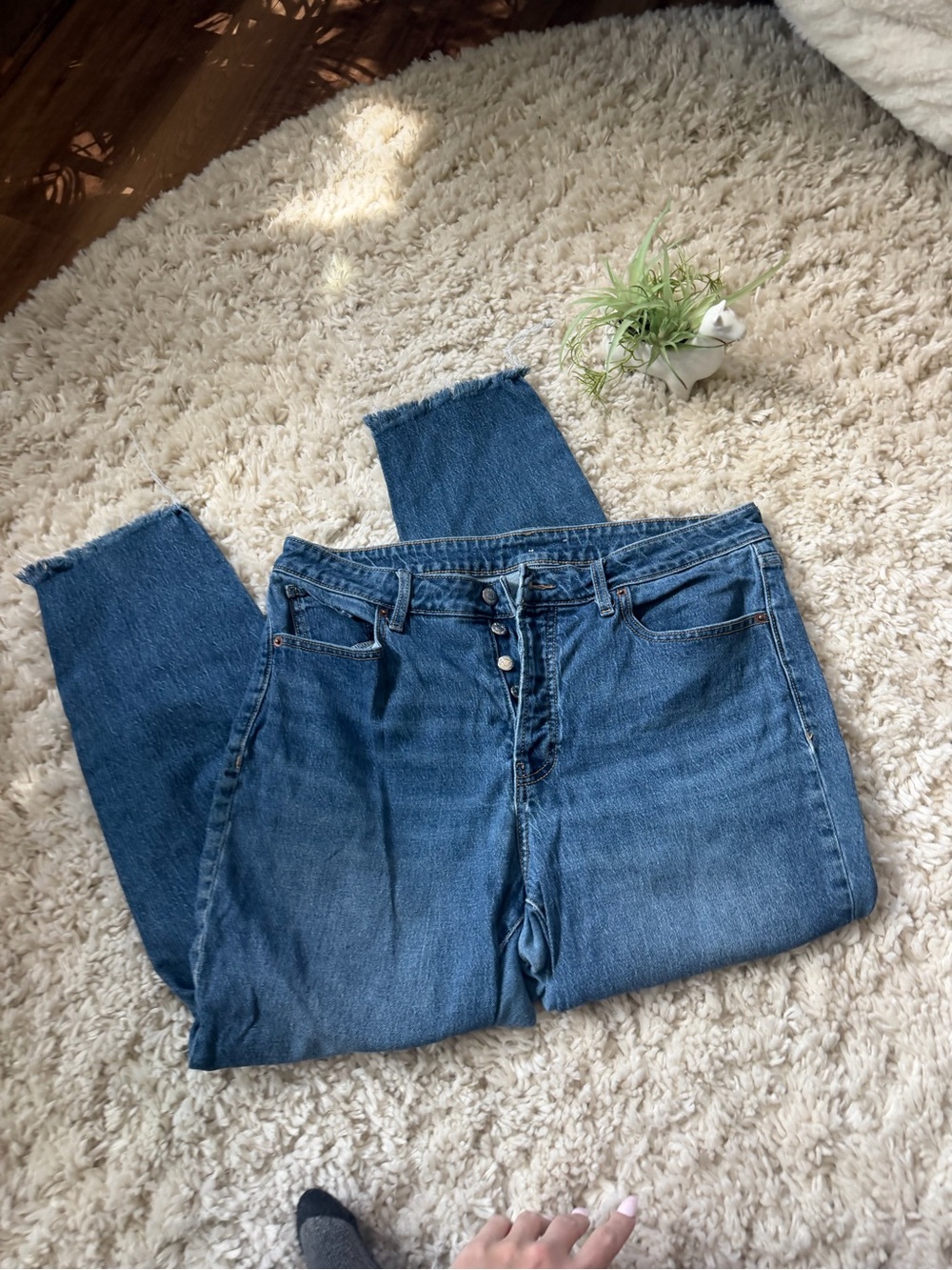 High-Rise old navy three button tummy tuck Straight-Leg Jeans in Denim Blue